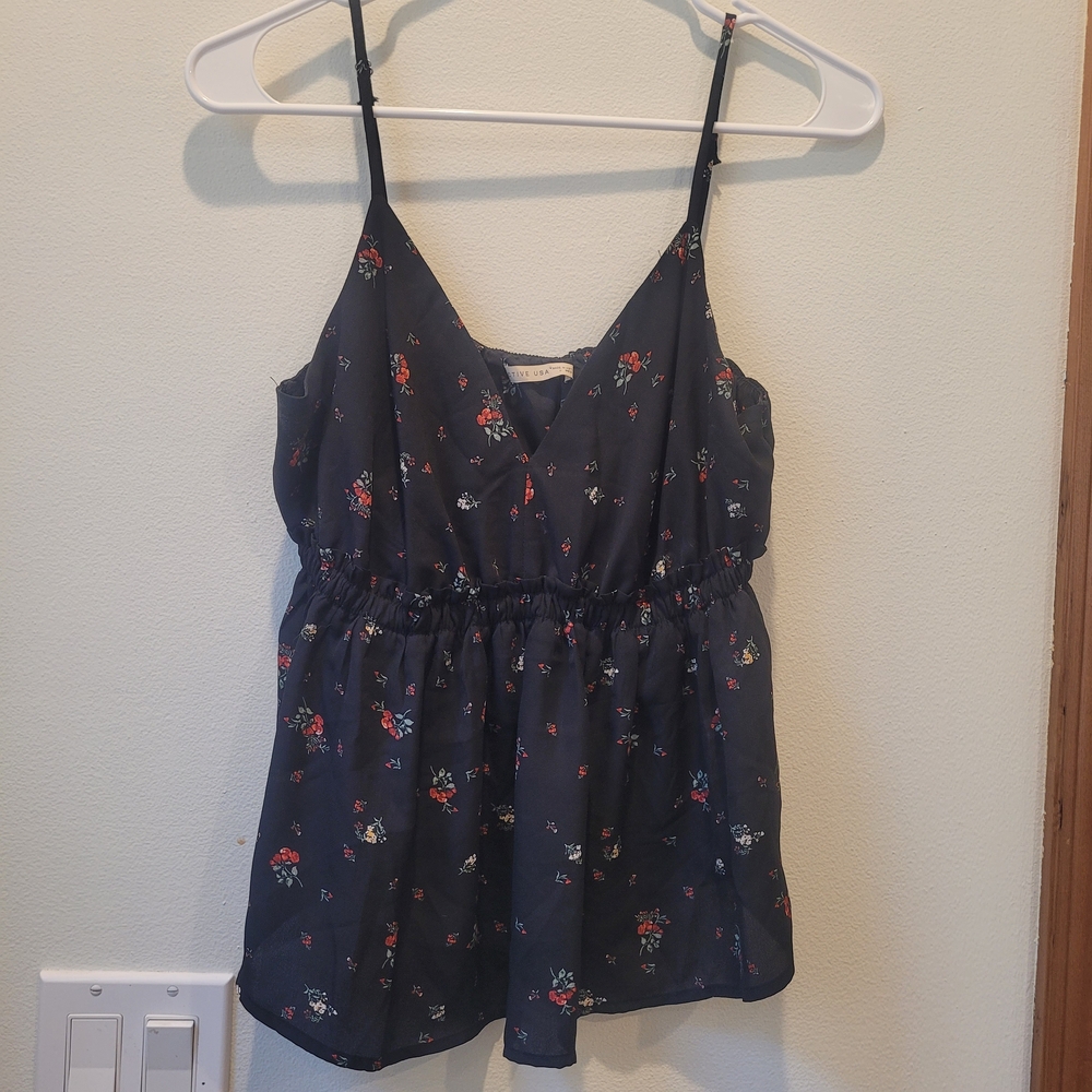 Active USA Black Floral Top